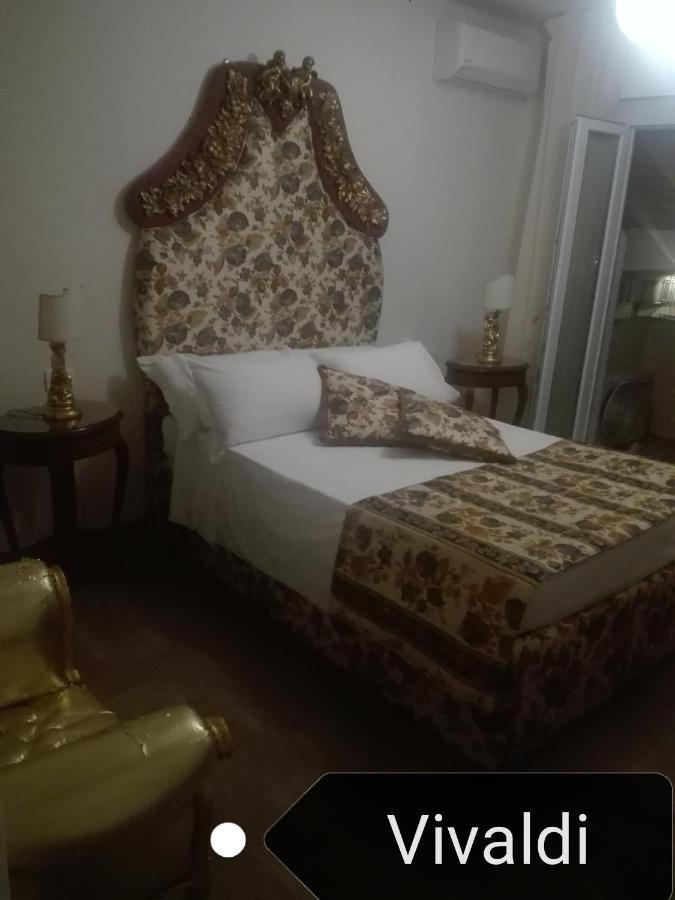 Central Station Rooms Mestre Exterior foto